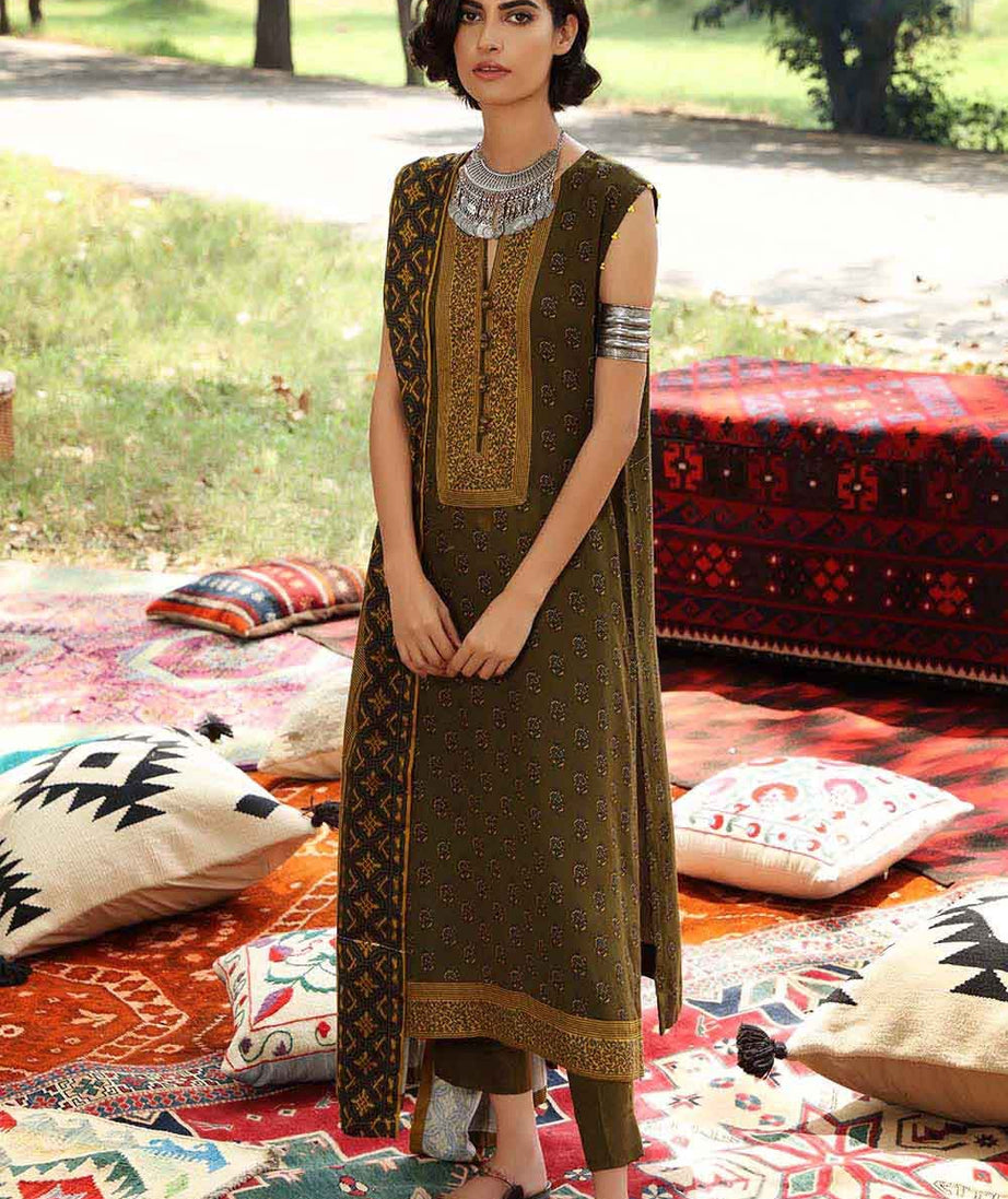 Gul Ahmed Winter Collection`22 LT#12015-A