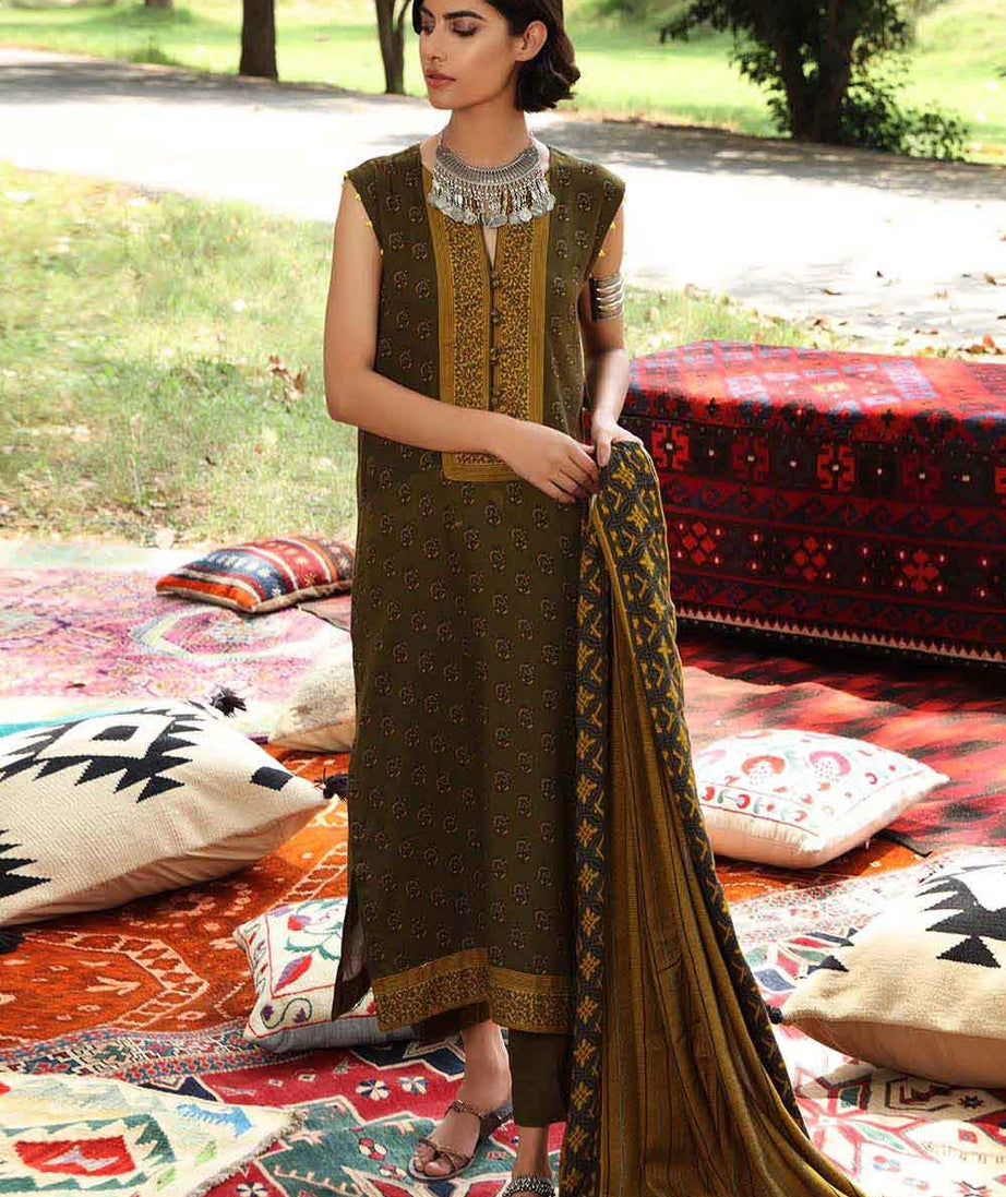 Gul Ahmed Winter Collection`22 LT#12015-A