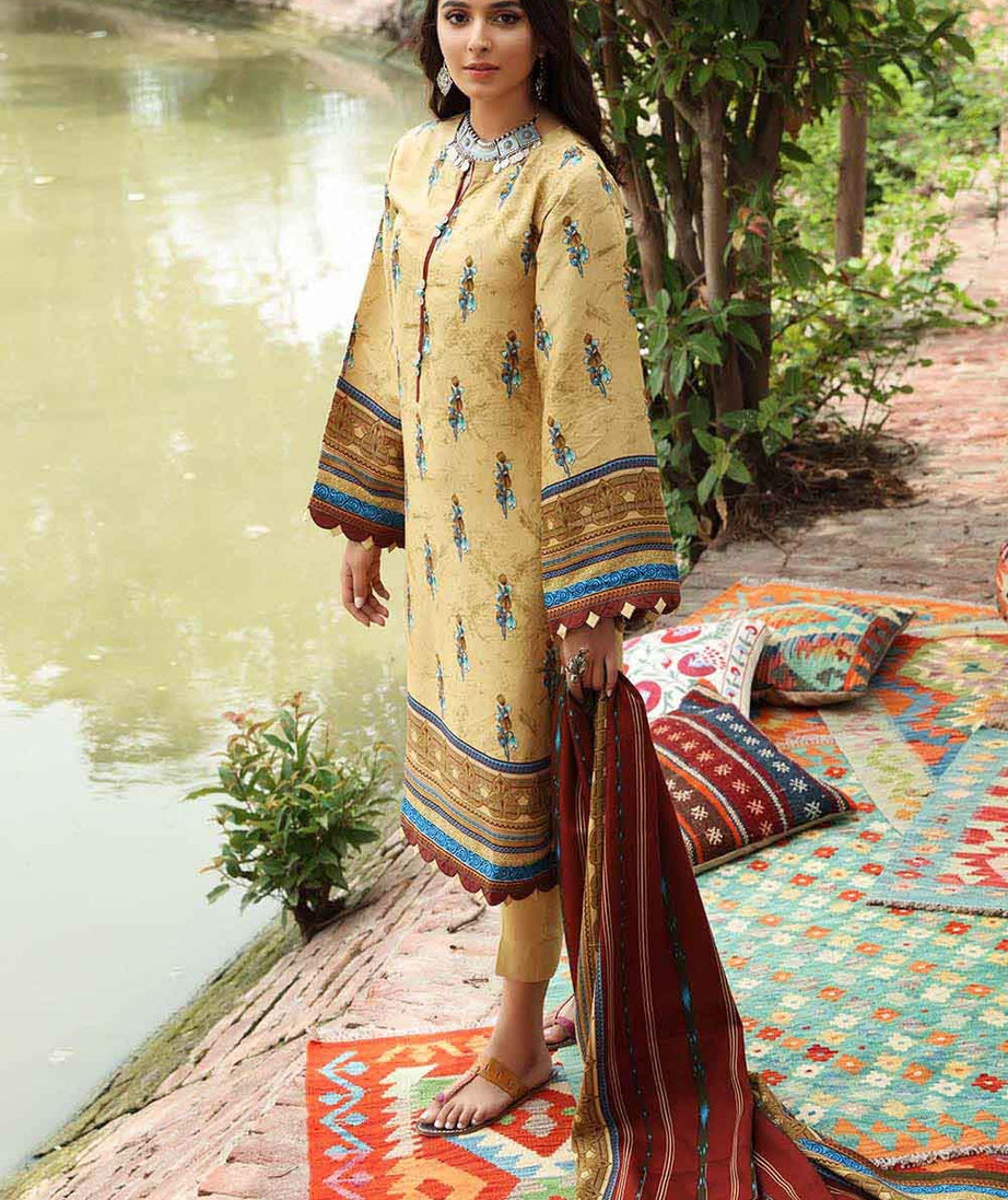Gul Ahmed Winter Collection`22 LT#12025-A