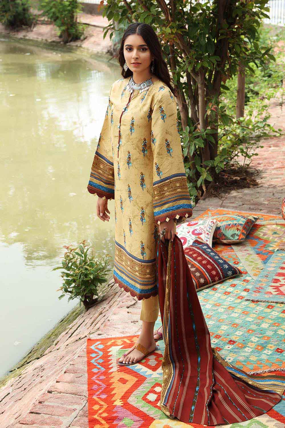 Gul Ahmed Winter Collection`22 LT#12025-A
