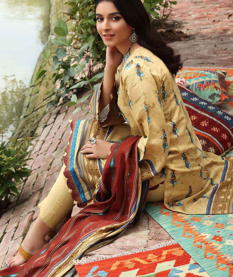 Gul Ahmed Winter Collection`22 LT#12025-A