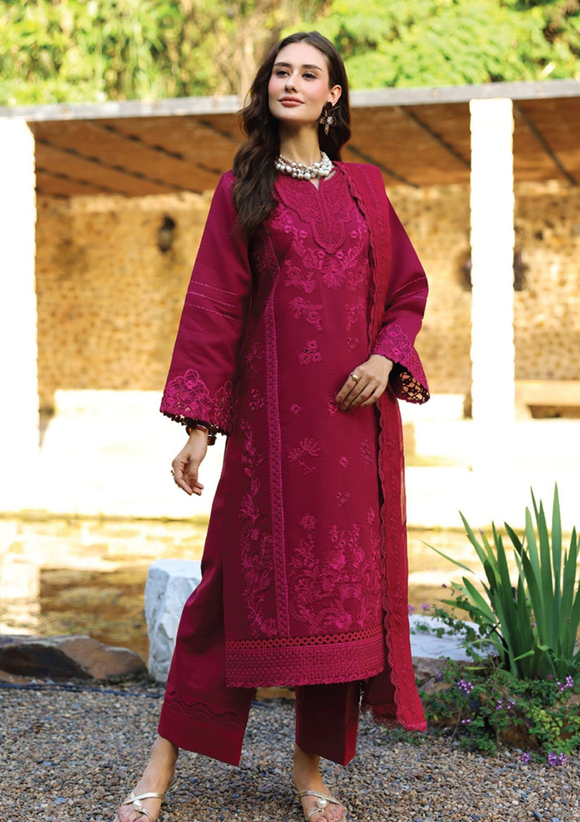 Ayleen Luxe Blossom`26 (MEHERBANO)