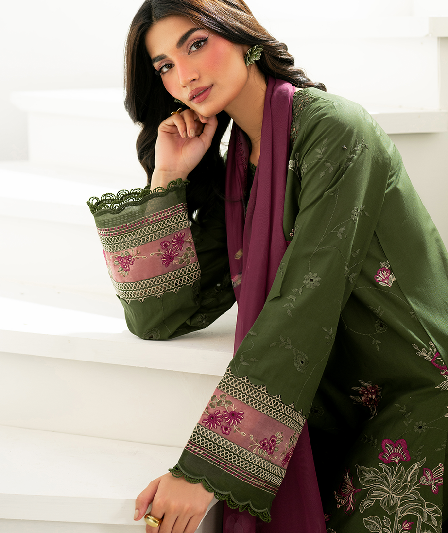 Iznik Festive Edition`25 IFE#02