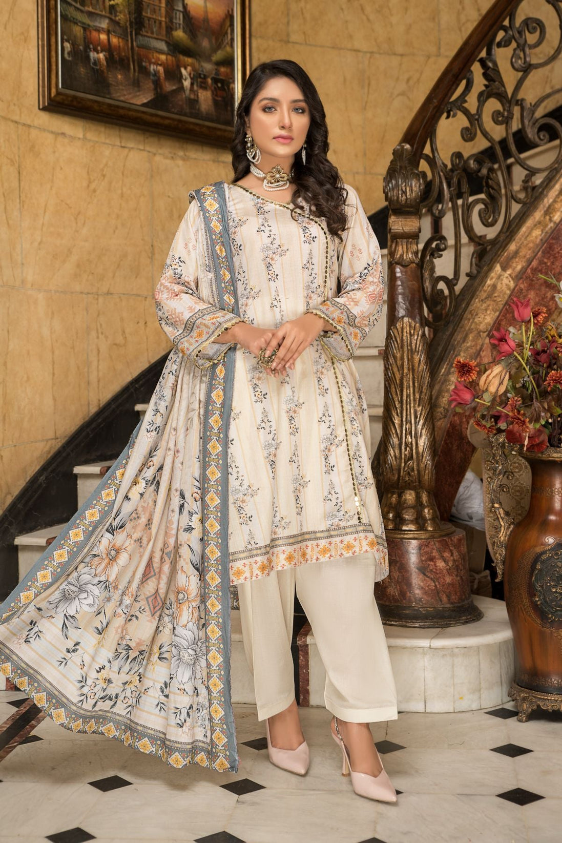 Sitara Universal D/Lawn`22 D# 48 Cream