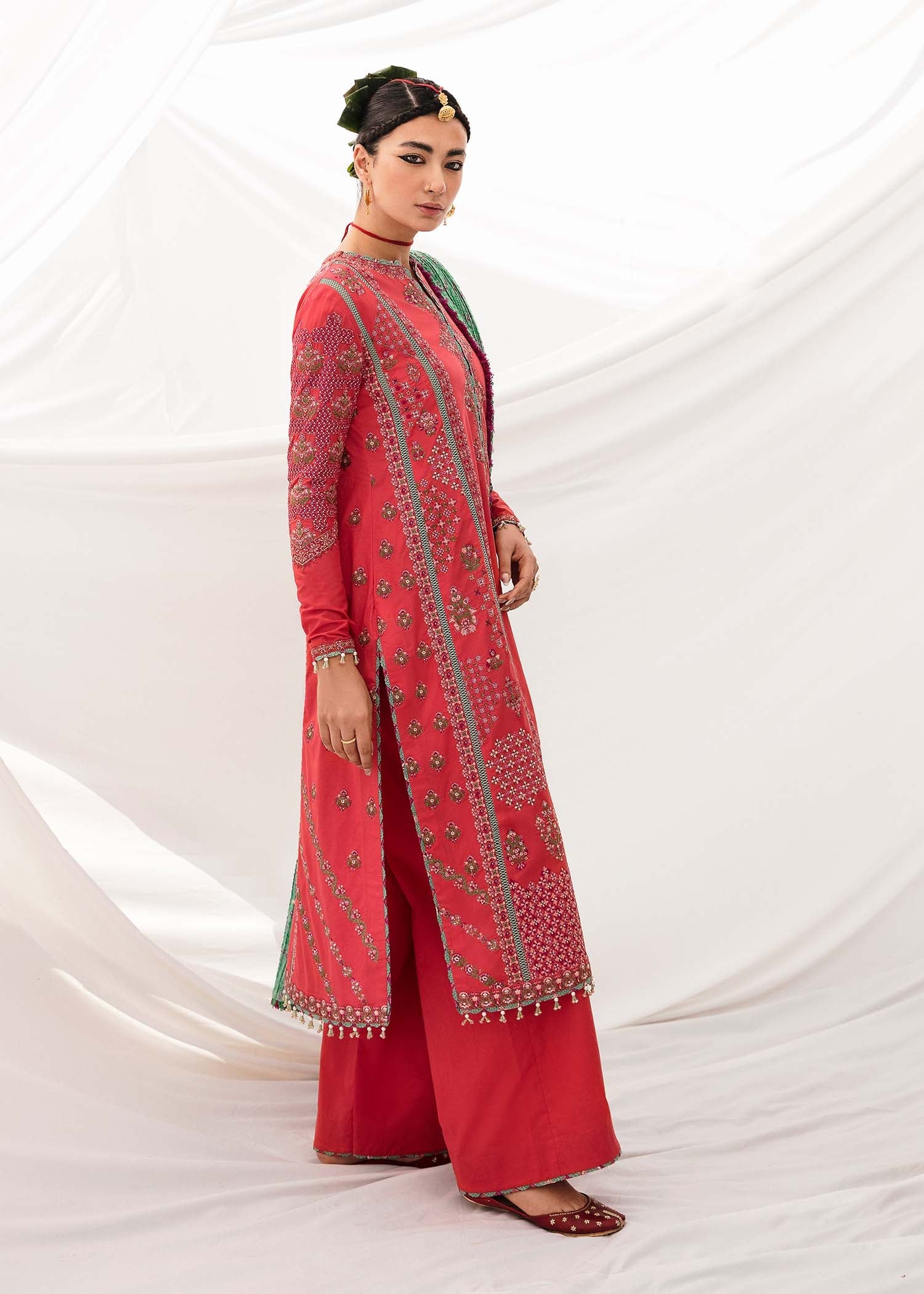 Hussain Rehar Mausam Lawn'23 D# ( Jazar)