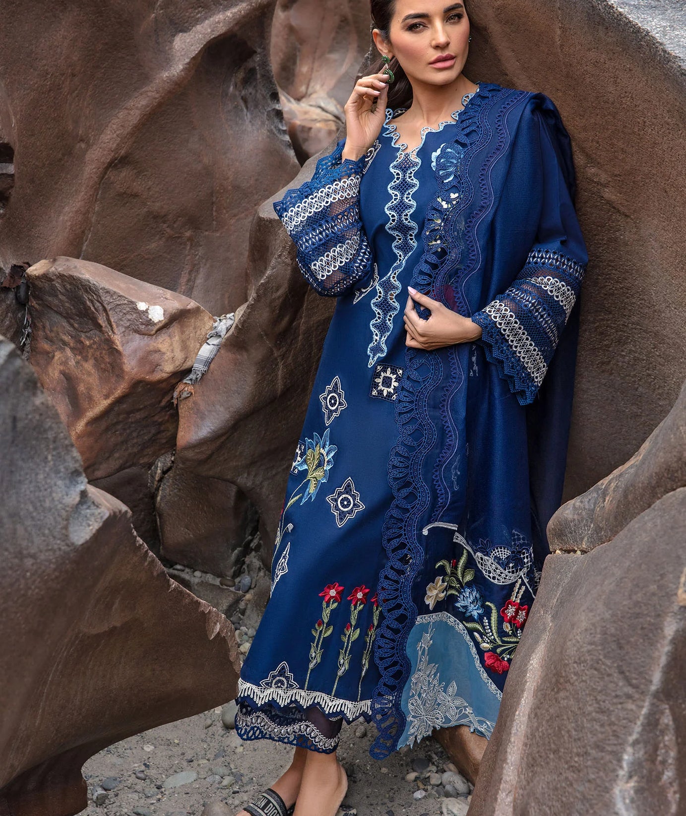 CRIMSON LAWN 2024 D#4A (Into The Wild - Midnight Blue)