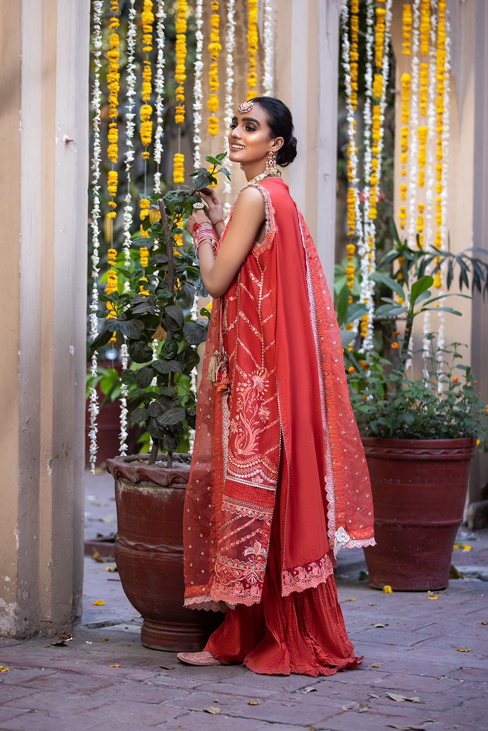 Zysha by Sobia Nazir`22 D# 4B Zeba