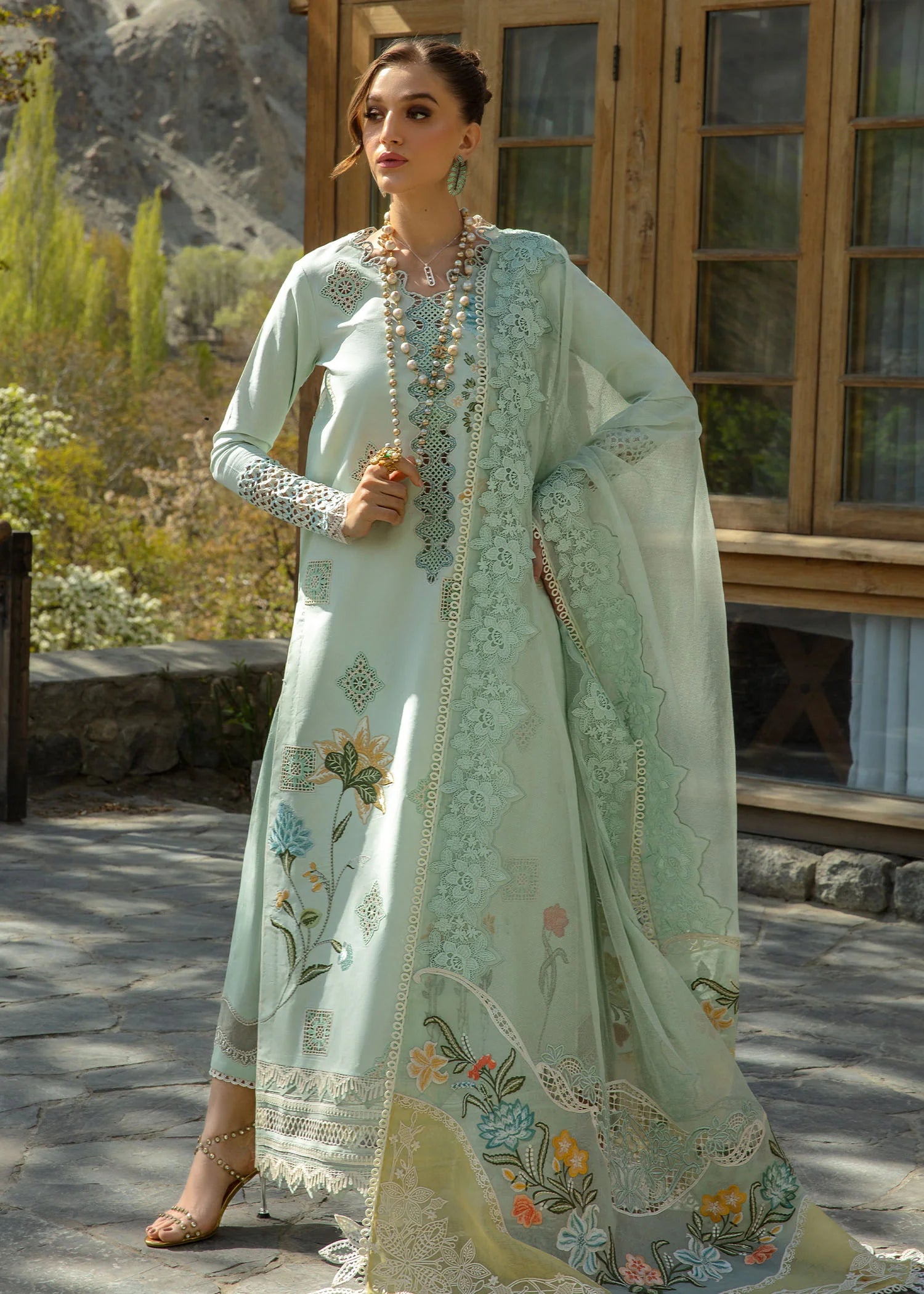 CRIMSON LAWN 2024 D#4B (Into The Wild - Aqua)