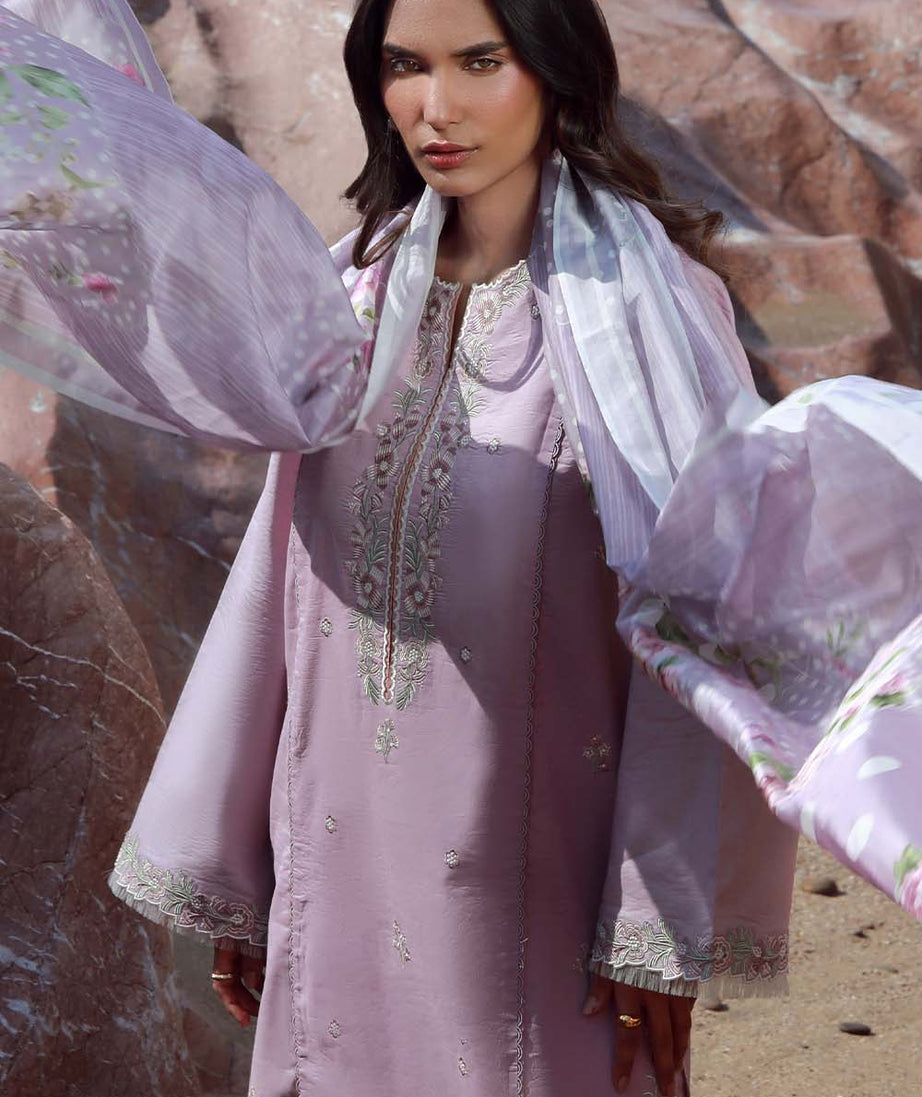 Seran Afsanah Lawn'25 (NIHAL)