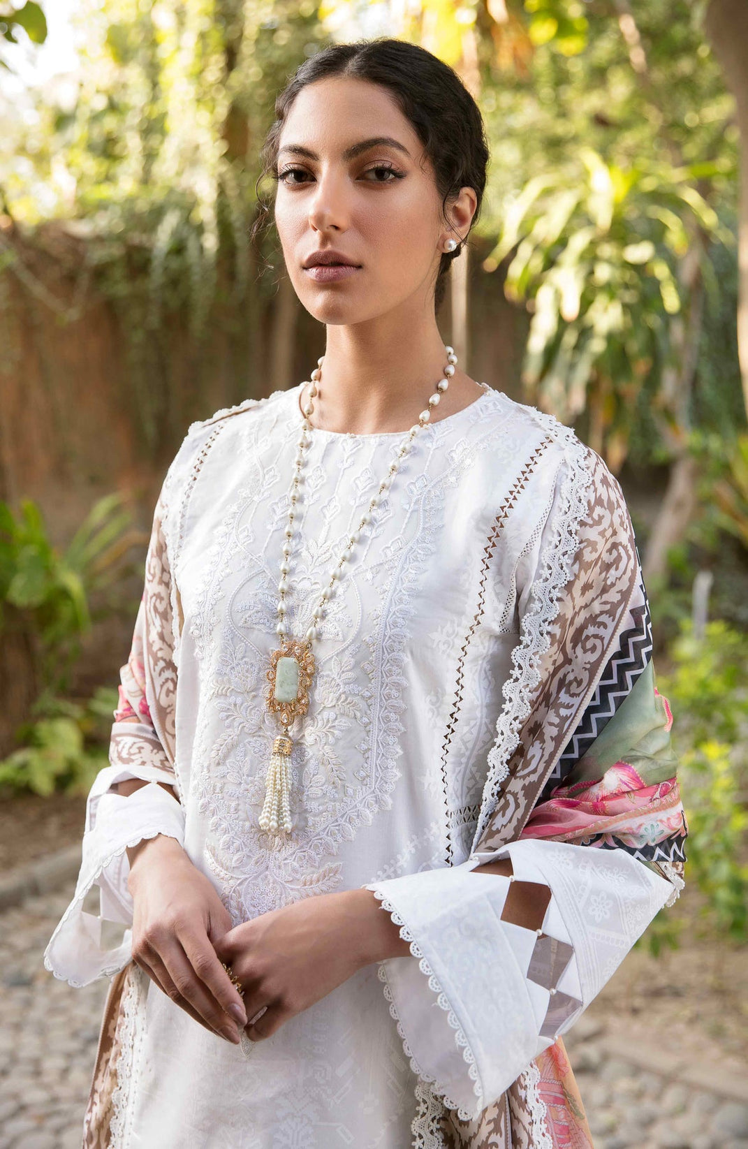 Seran Afsanah Lawn`23 D#13