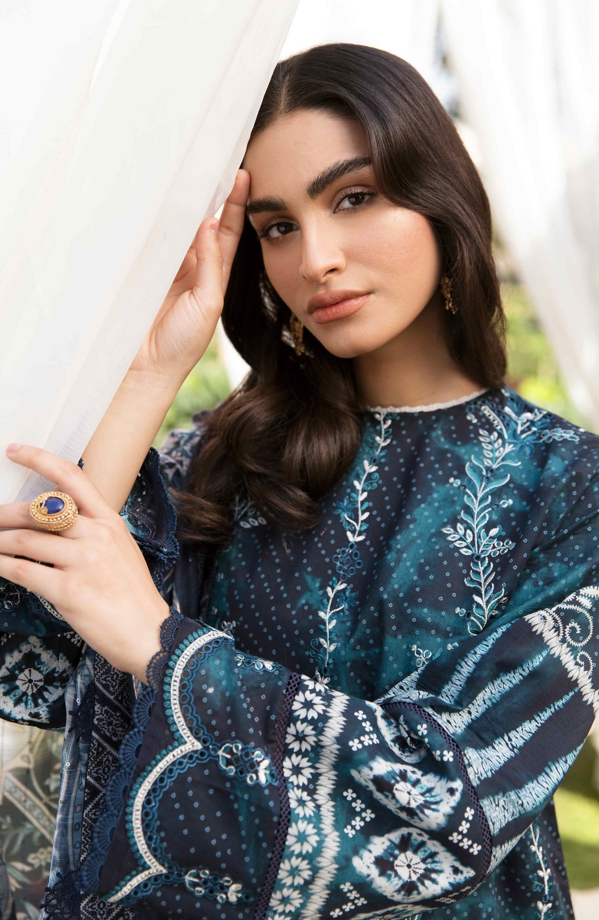 Seran Afsanah Lawn`23 D#09