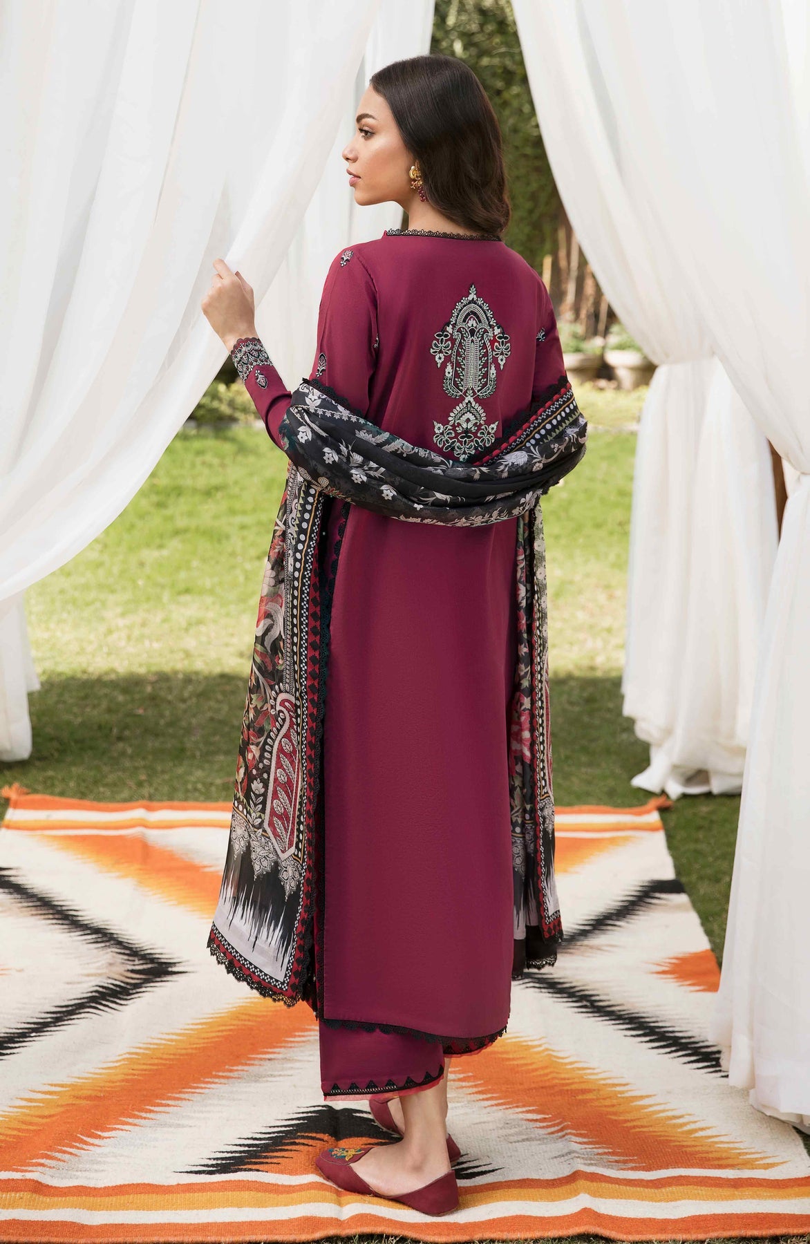 Seran Afsanah Lawn`23 D#07