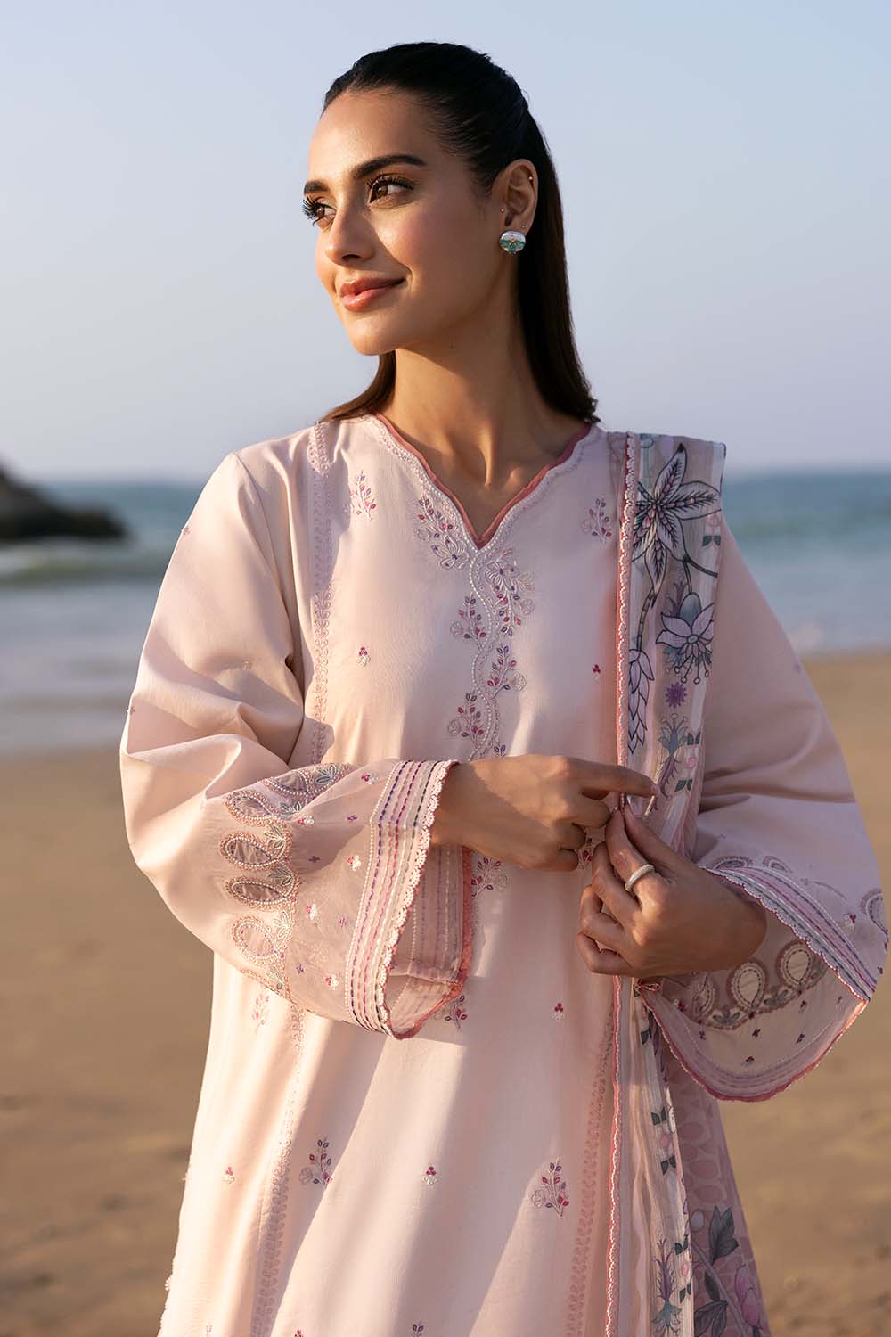 Seran Afsanah Lawn`25 (V#2) D#02