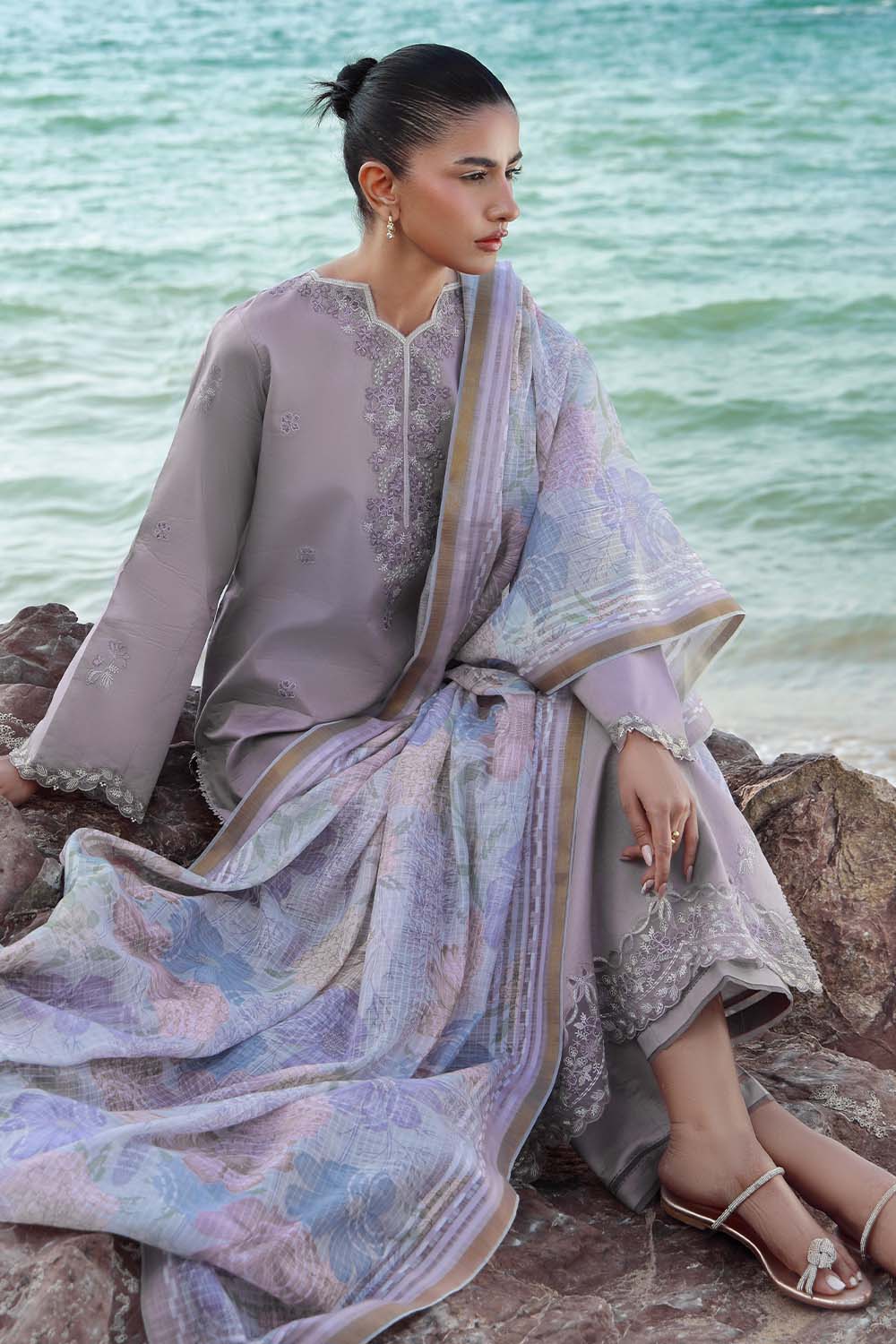 Seran Afsanah Lawn`25 (V#2) D#09