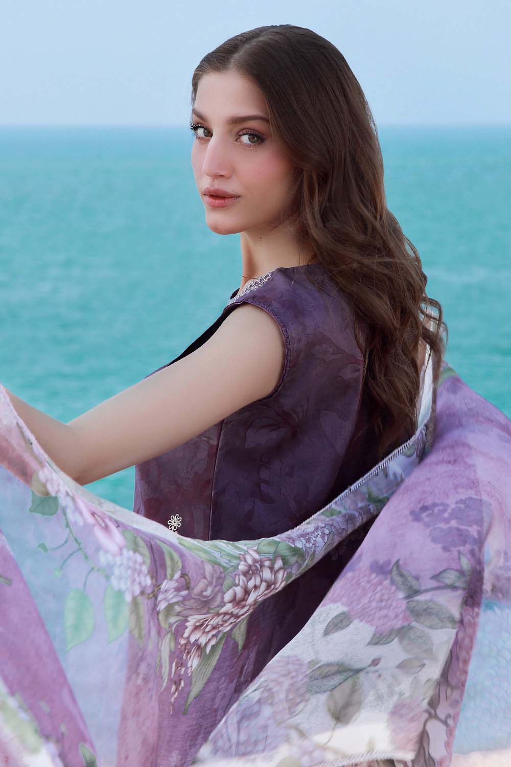 Seran Afsanah Lawn'25 (MYRA)