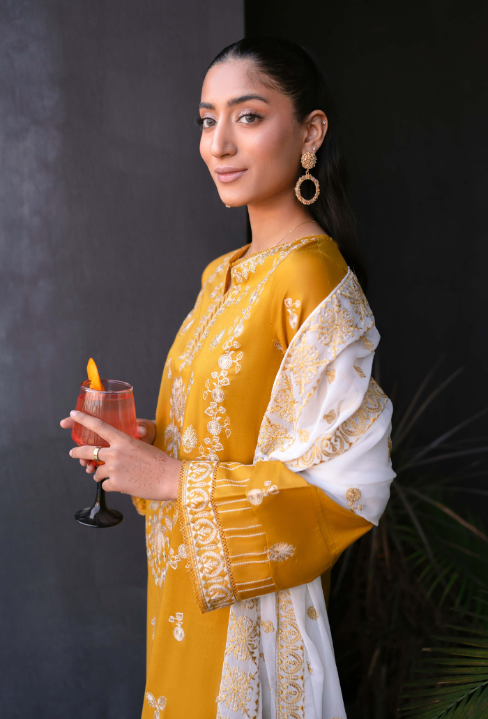 Humdum Meraki Lawn'24 D#04