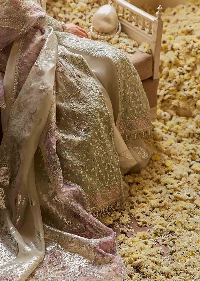 Suffuse Freeshia Festive Collection'22 OPAL