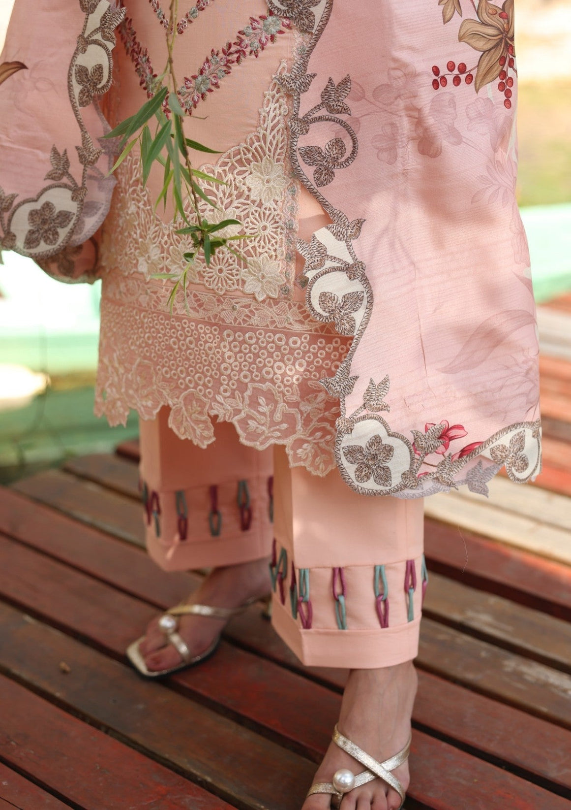 Ayleen Luxe Blossom`26 (AABROO)