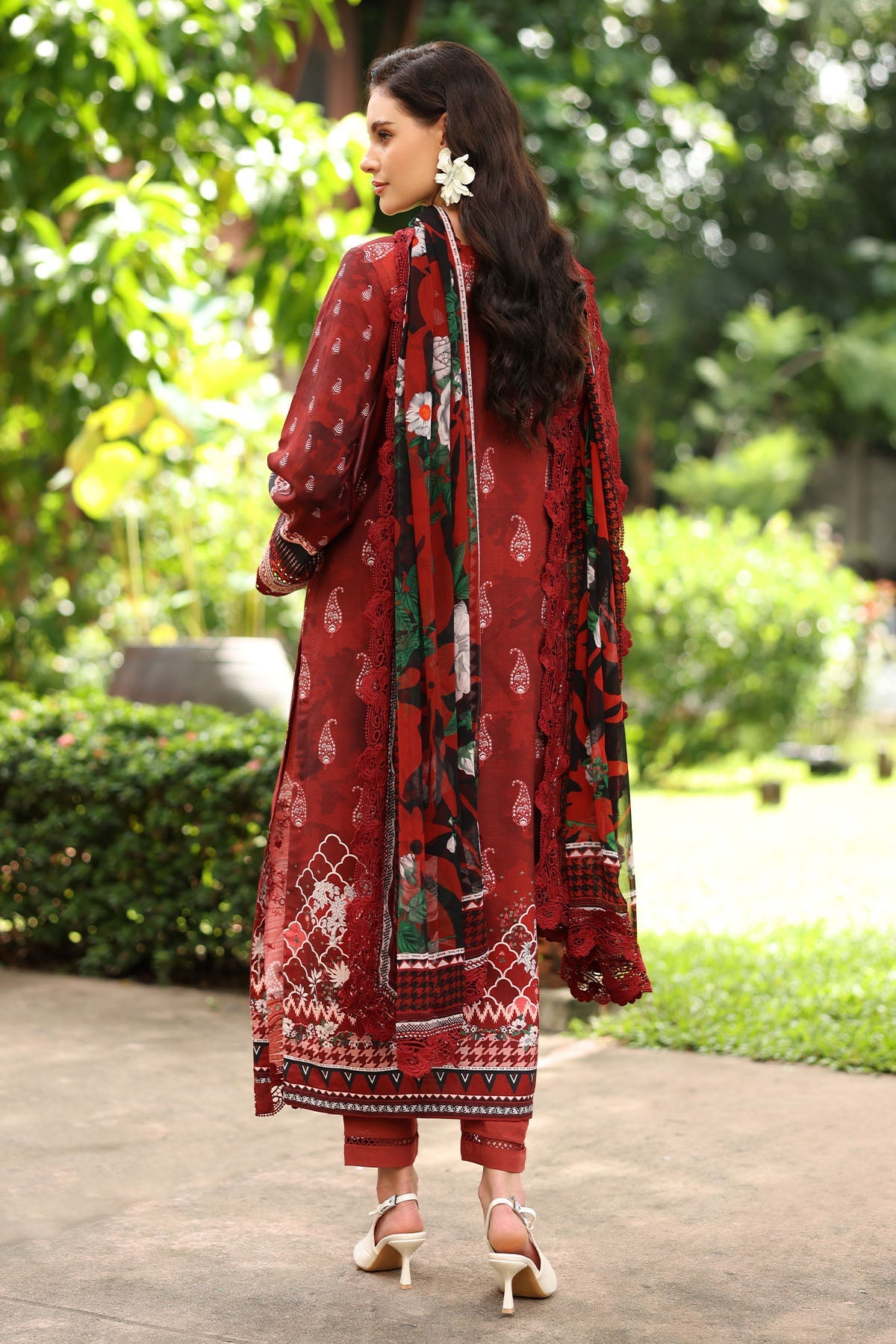 RA Nureh Delights S-Linen`25 DD#18