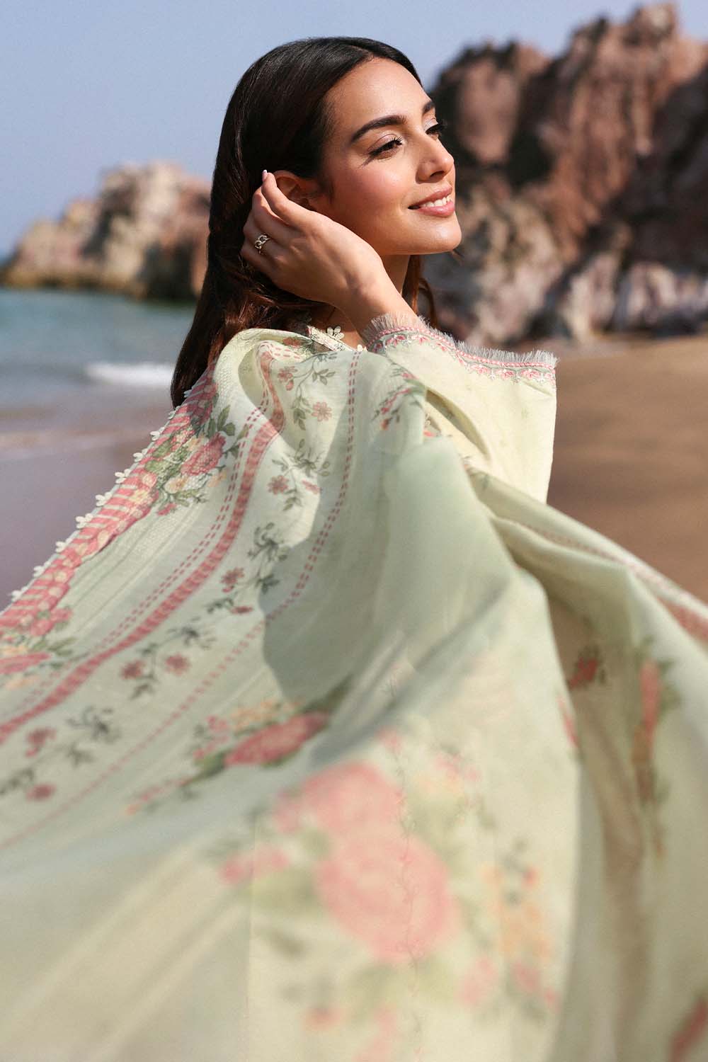 Seran Afsanah Lawn'25 (FARIHA)