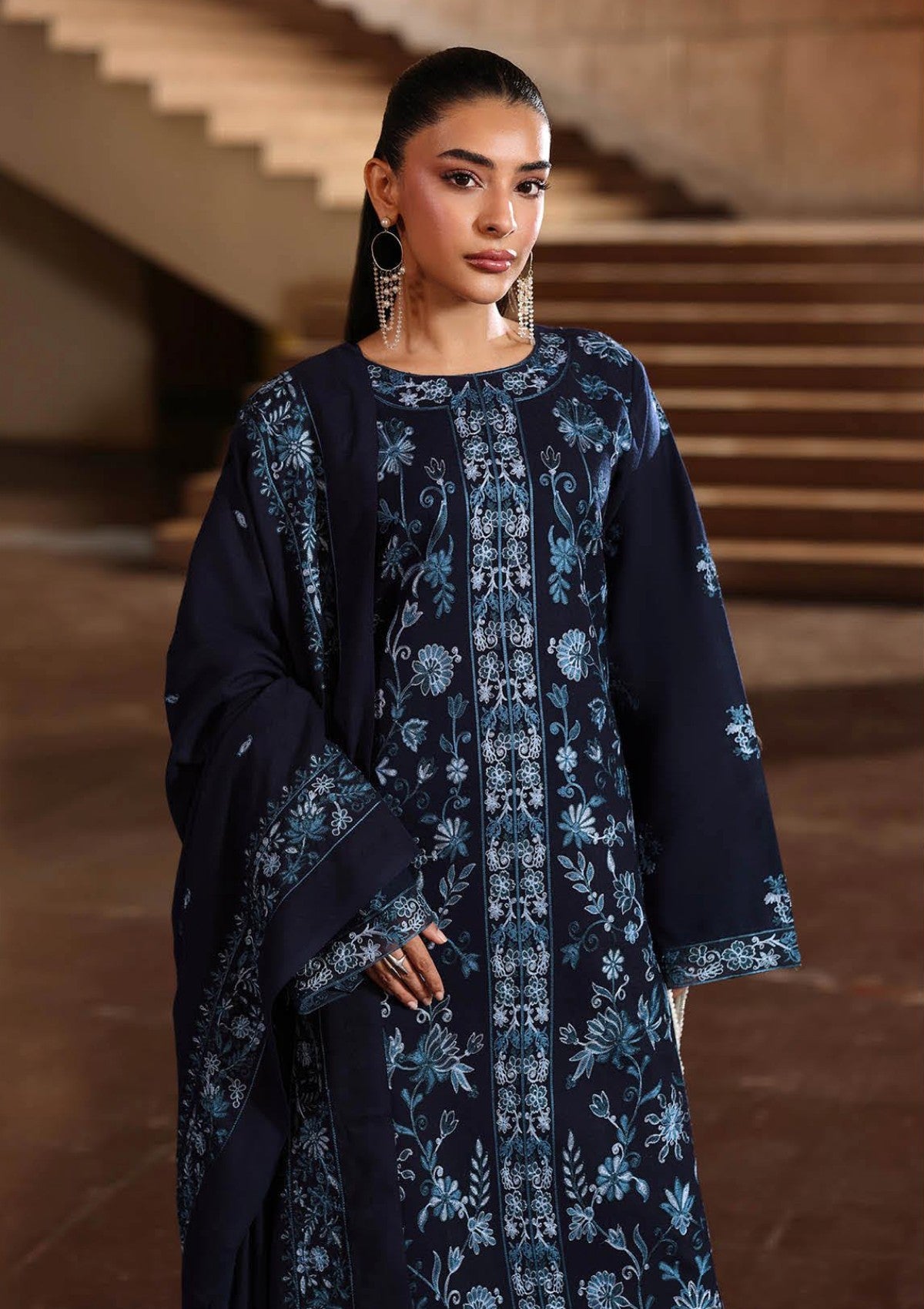 Raj Bari P/Winter Shawl`25 D#06