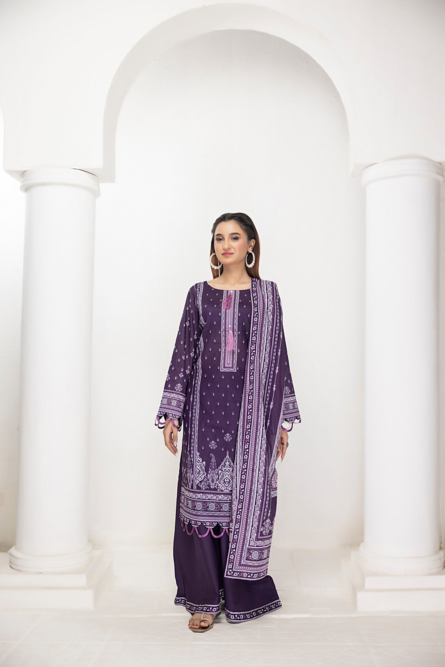 Regalia Salina Lawn`24 (Vol-4) D#04