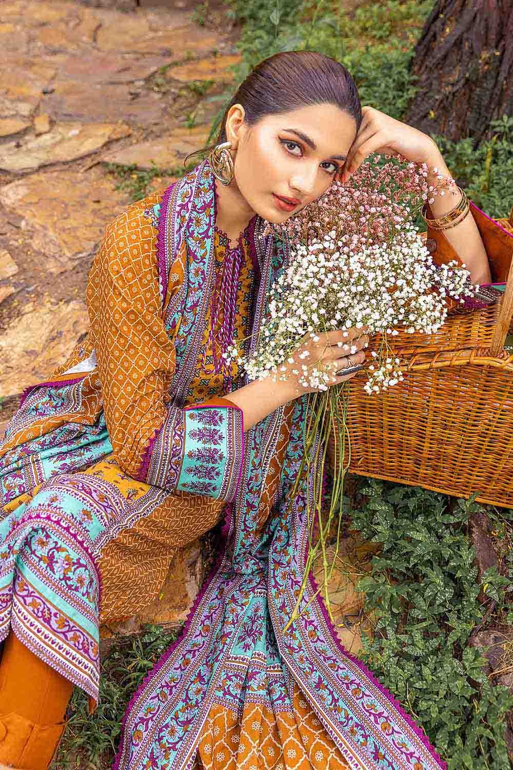 Gul Ahmed Winter Collection`22 K#22059-A