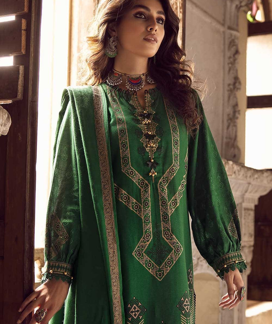 Gul Ahmed Winter Collection`22 AP#22010-A