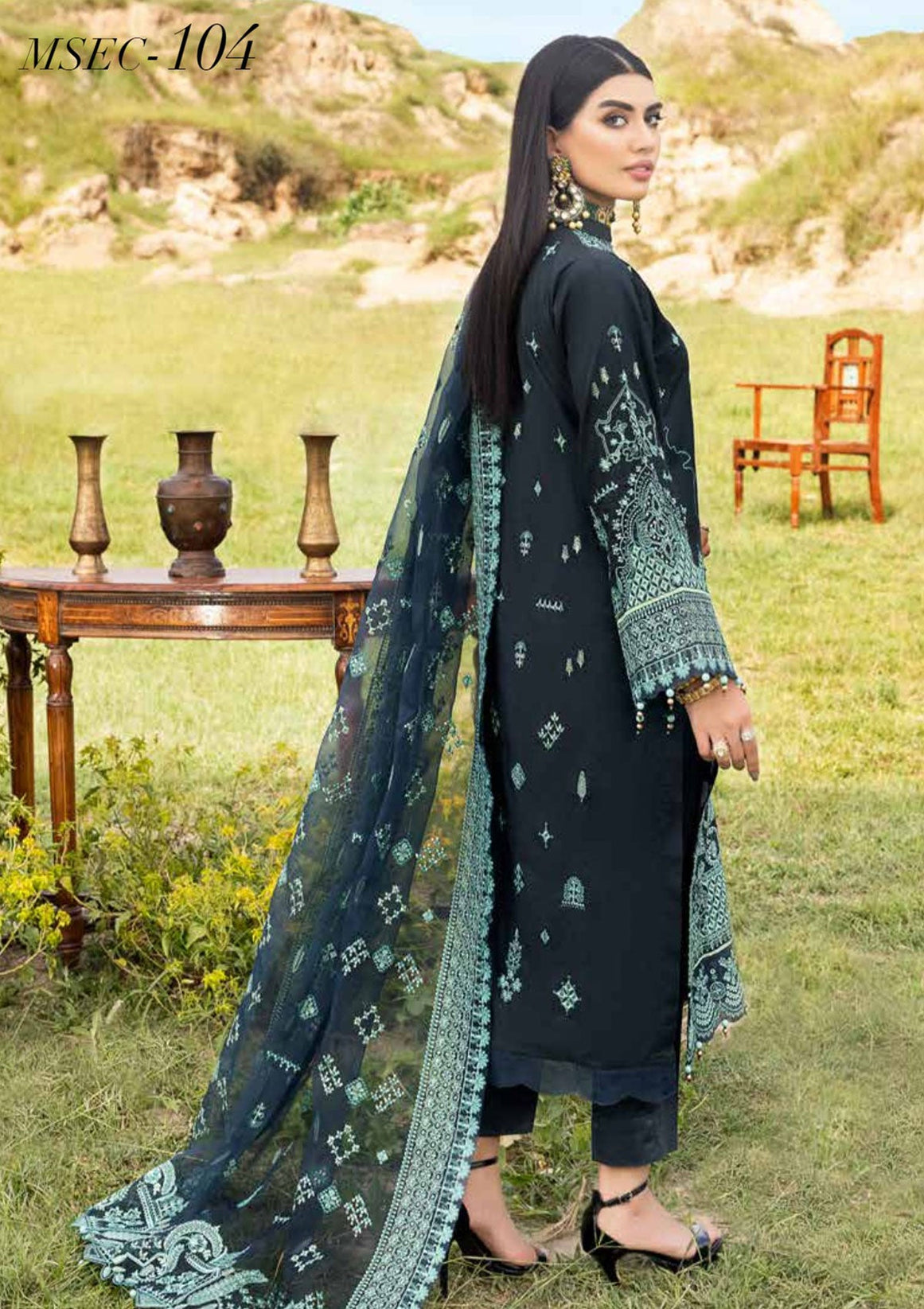 Muscari Emb Cotton Satin`22 D#104