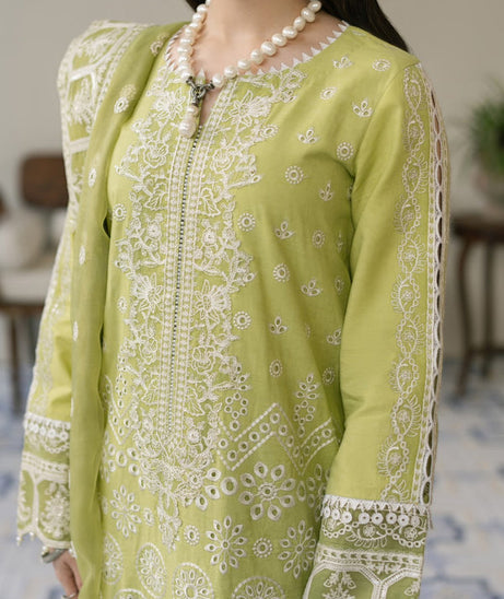 Maryum & Maria Luxury Lawn'25 MS#50117