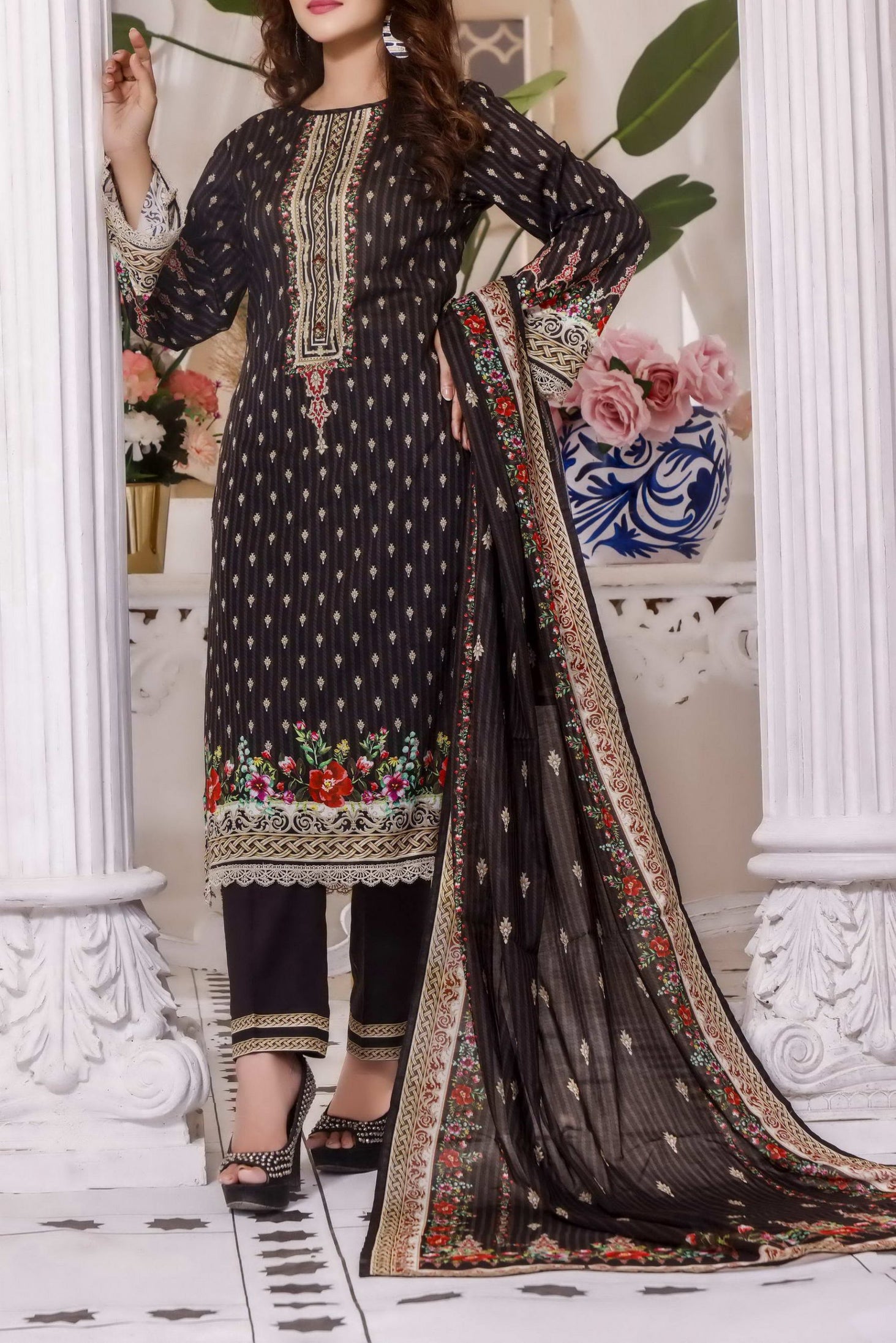 Misri Digital Print Lawn`22 D#135 Black