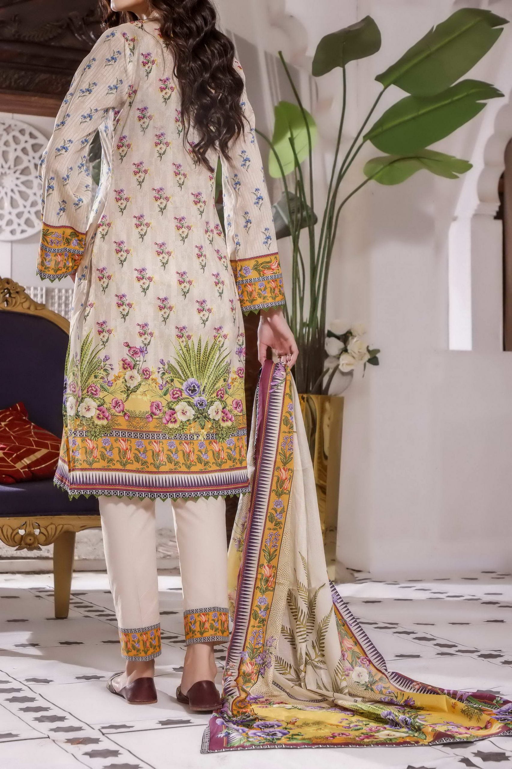 Misri Digital Print Lawn`22 D#132 Skin