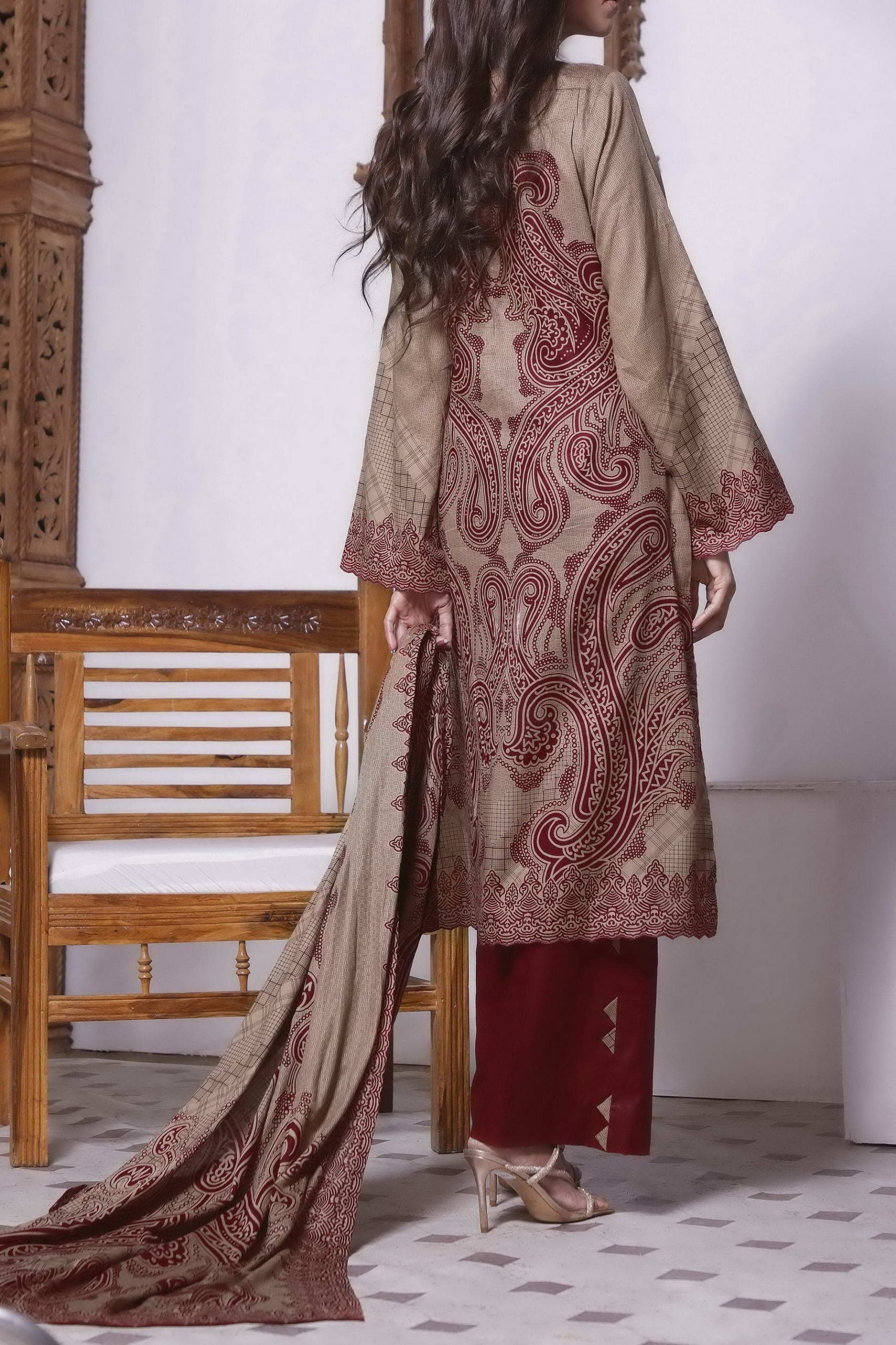 Daman Lawn'22 (Vol-2) D#1510 (Maroon)