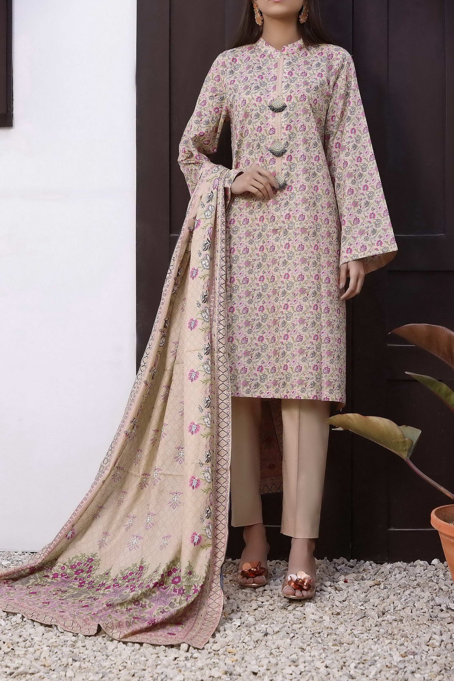 Signature Series Lawn`22 D#2630 Peach