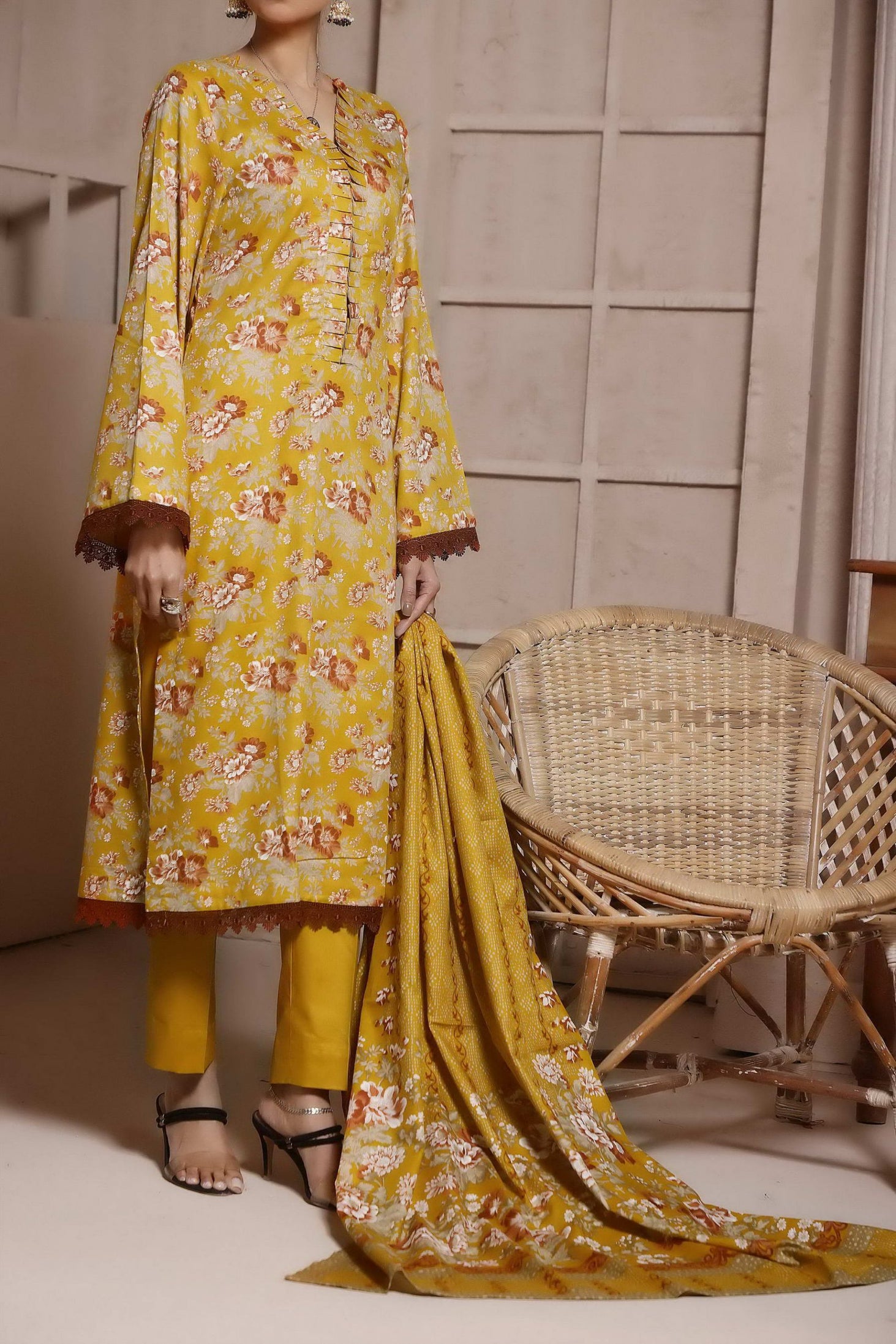 Signature Series Lawn`22 D#2623 Yellow