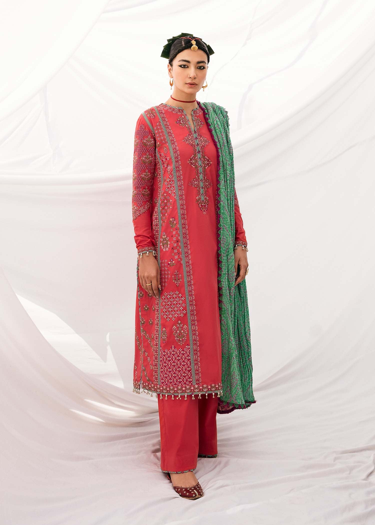 Hussain Rehar Mausam Lawn'23 D# ( Jazar)