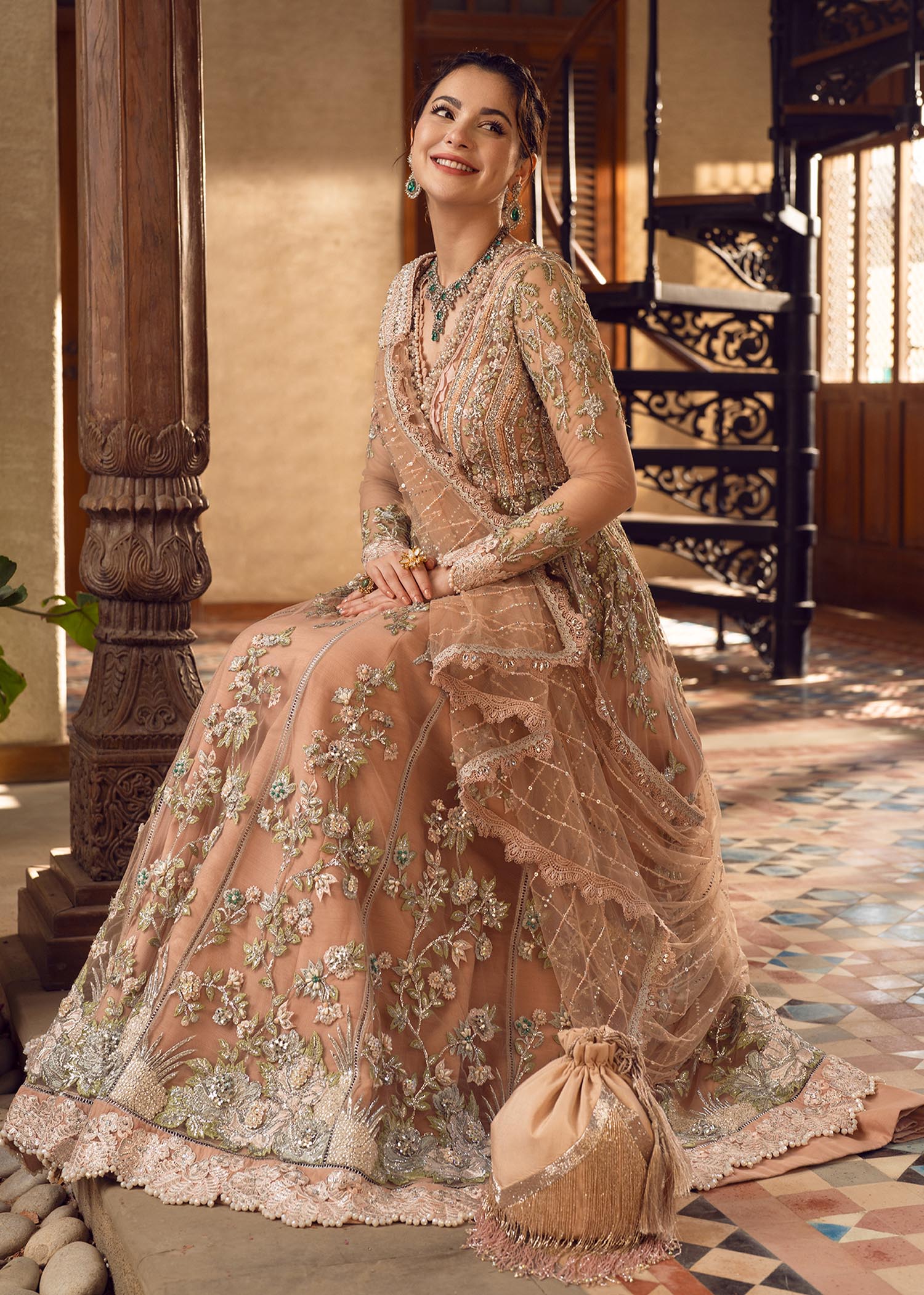 Crimson x Saira Shakira Wedding Collection`22 D#8