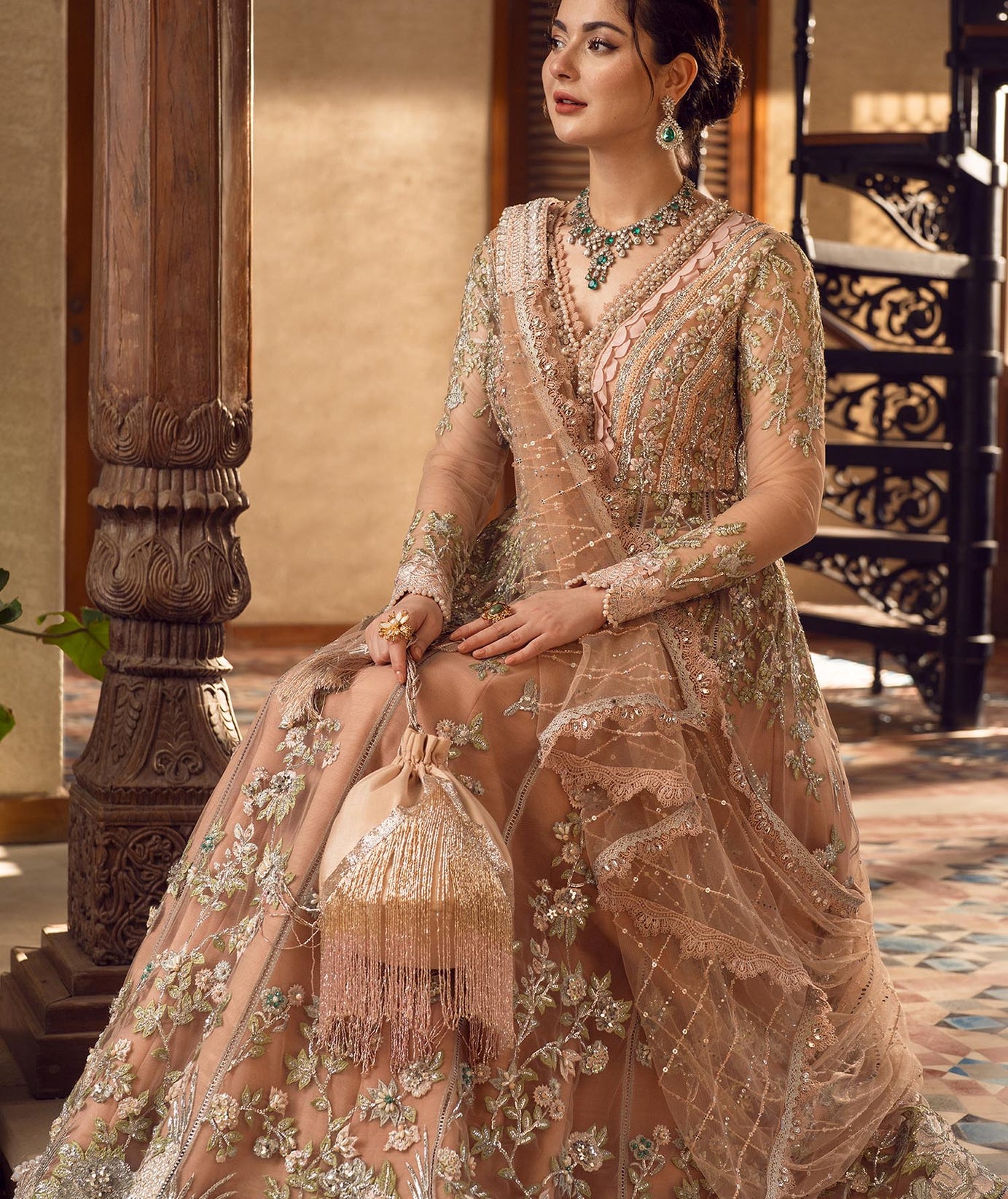 Crimson x Saira Shakira Wedding Collection`22 D#8