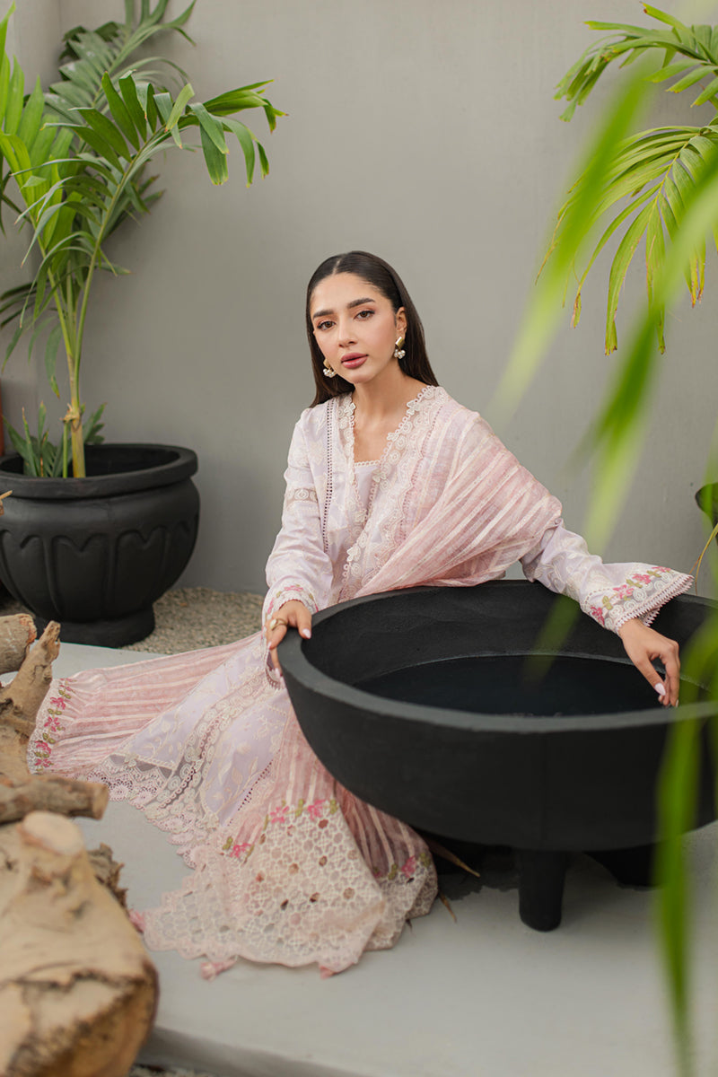 Qalamkar Qline Lawn'24 JK#11