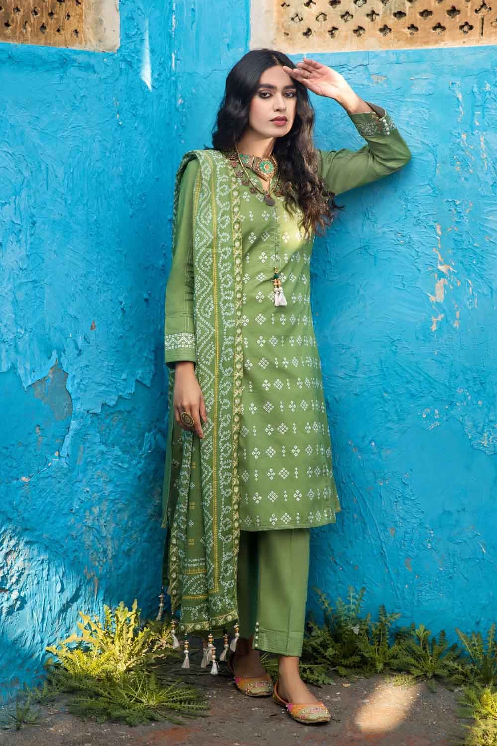 Gul Ahmed Summer`22 CL-22052