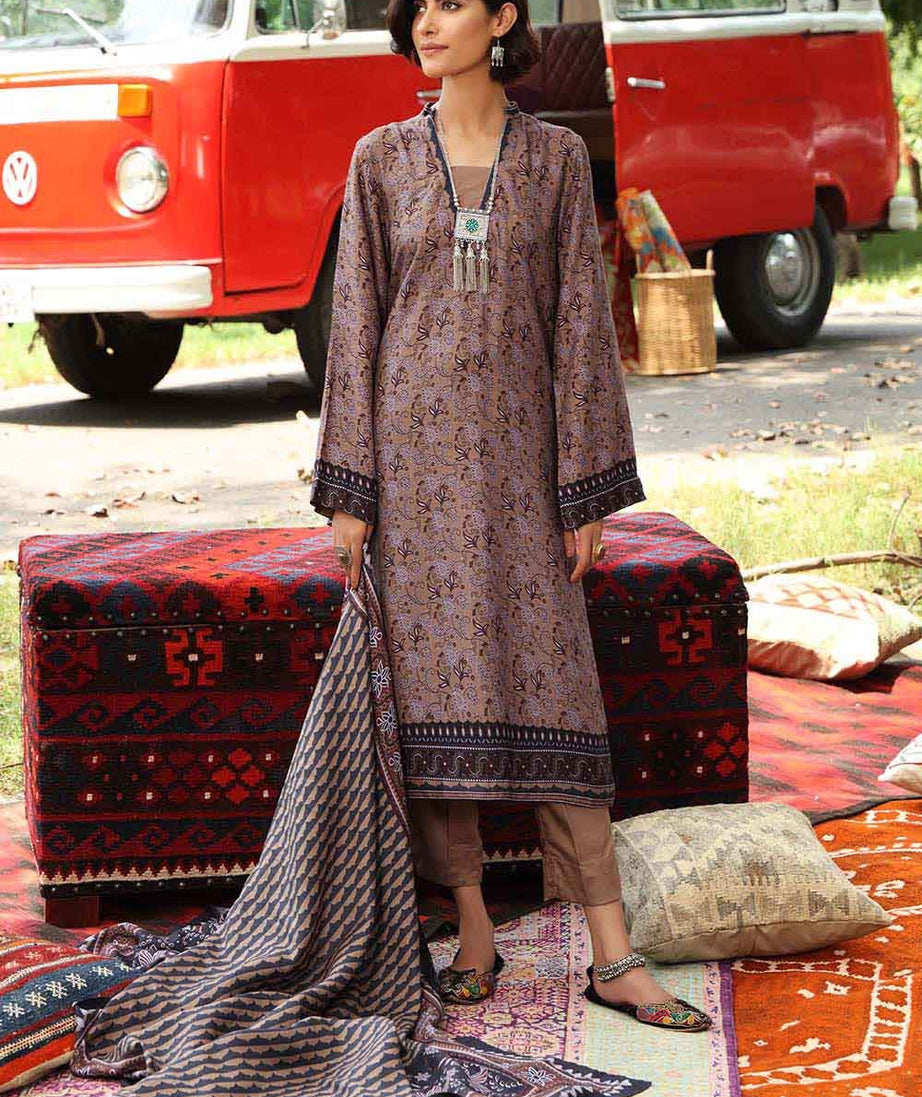 Gul Ahmed Winter Collection`22 LT#12027-A