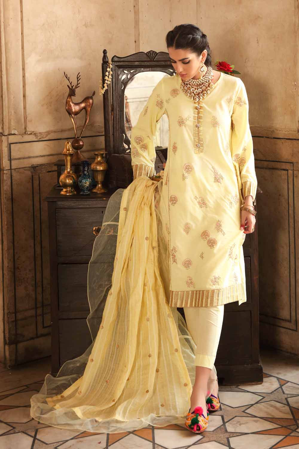 Gul Ahmed Luxury Festive'21 FE # 12045