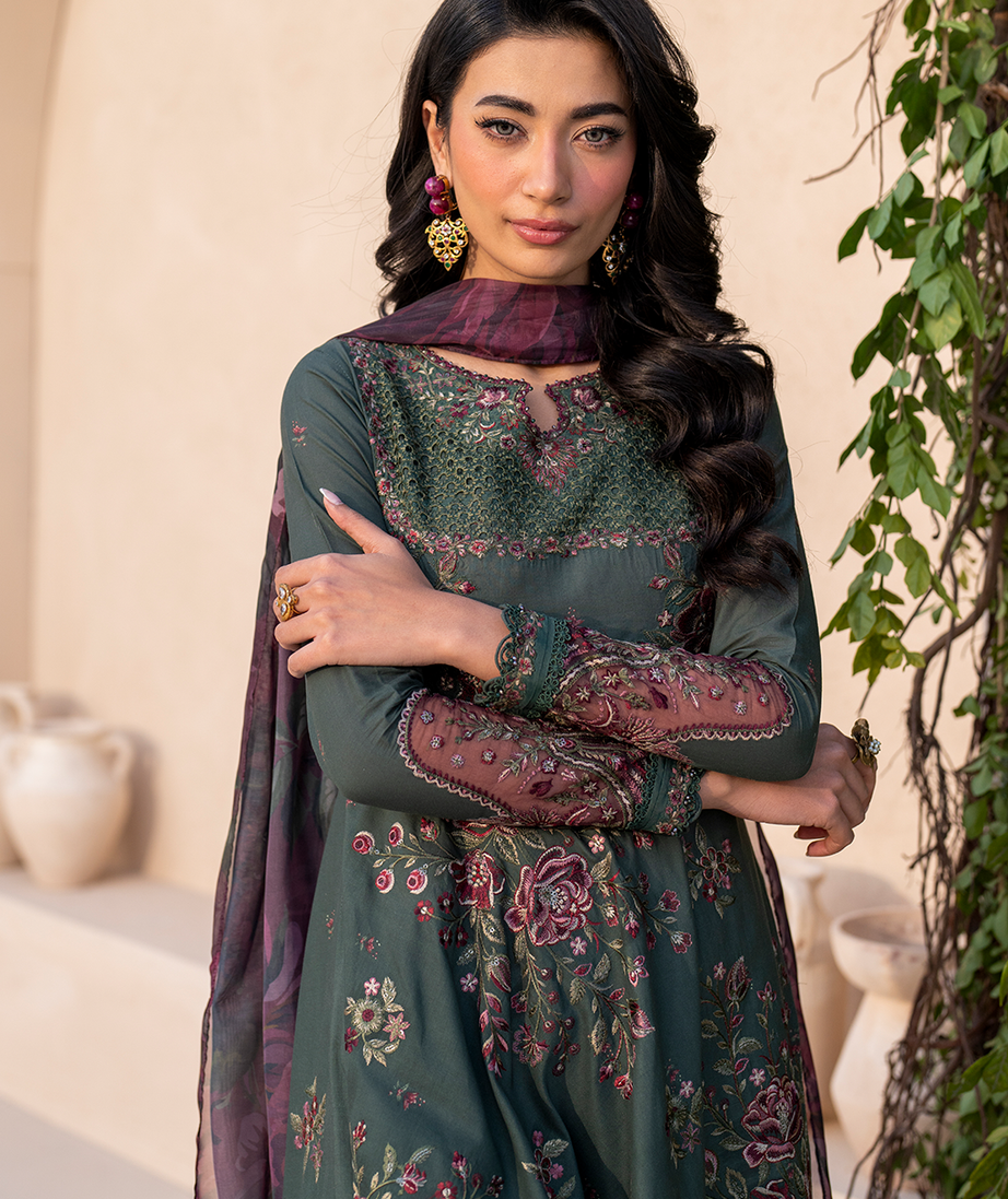 Iznik Festive Lawn Eid Edit'25 D#11