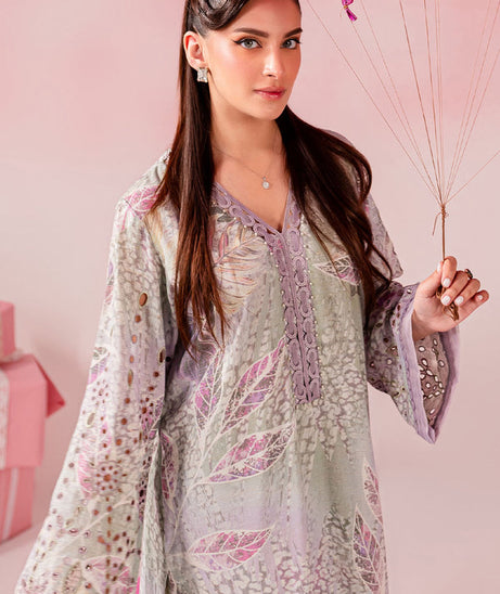 RA Nureh Emb C/Kari Lawn'24 NU#147