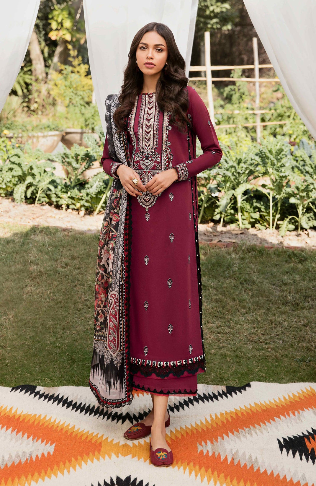 Seran Afsanah Lawn`23 D#07