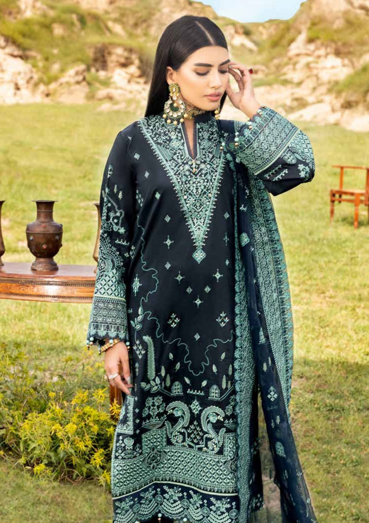 Muscari Emb Cotton Satin`22 D#104