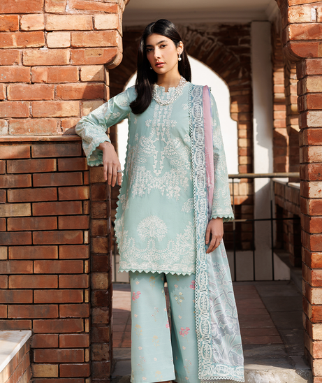Emaan Adeel Mirabelle Lawn`26 (ISOLDE)