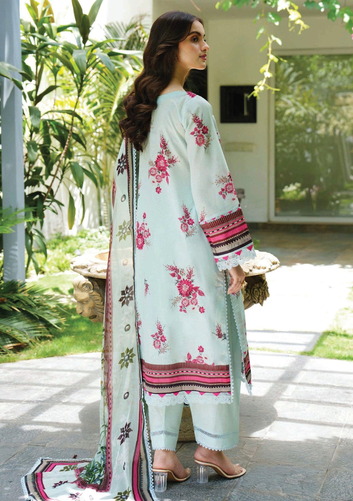 Meerak Summer Wine Lawn'25 (Aqua Dream)