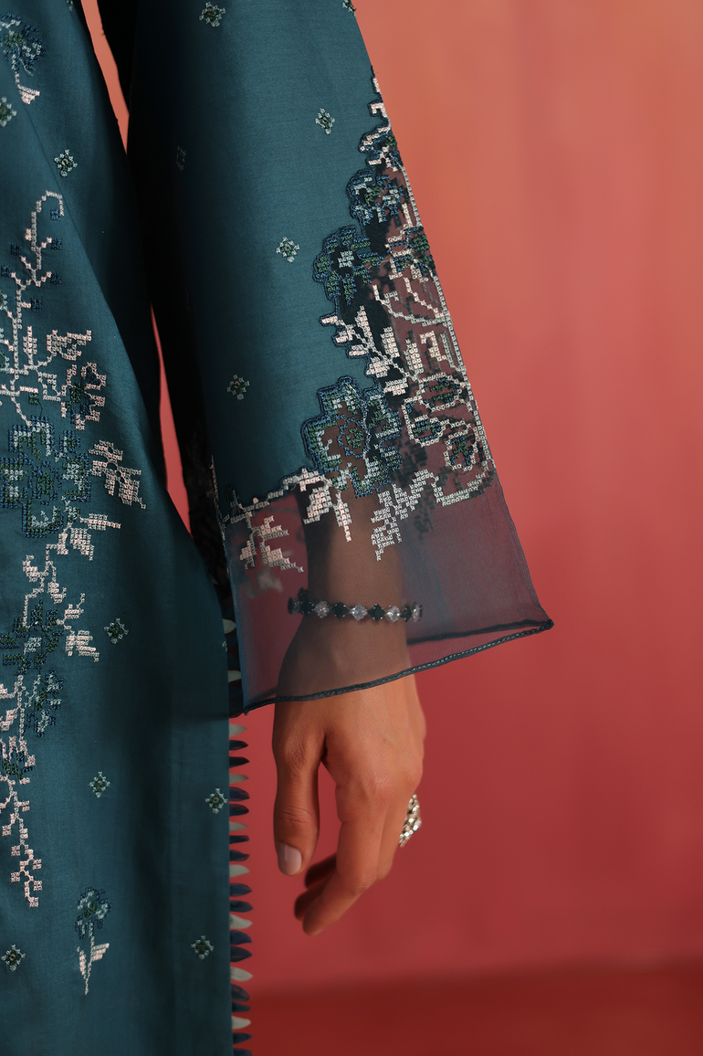 Seran Nayaab Eid Lawn'25 D#09