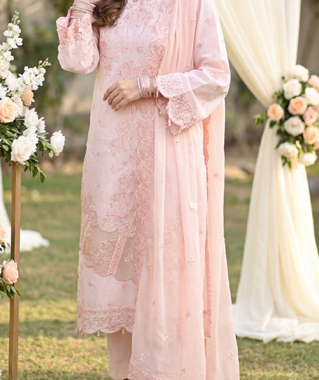 Sana & Sara Luxury Lawn'26 D#879